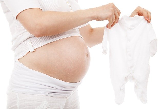 用什么护肤品可以预防和改善孕妇妊娠纹？