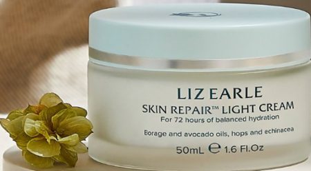 Liz Earle Skin Repair Light （Liz Earle 质地轻盈的护肤修复面霜）